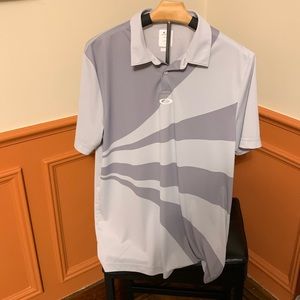 Oakley Men’s Large 2 Button Polo/ Golf Shirt. Short Sleeve, Moisture Wicking